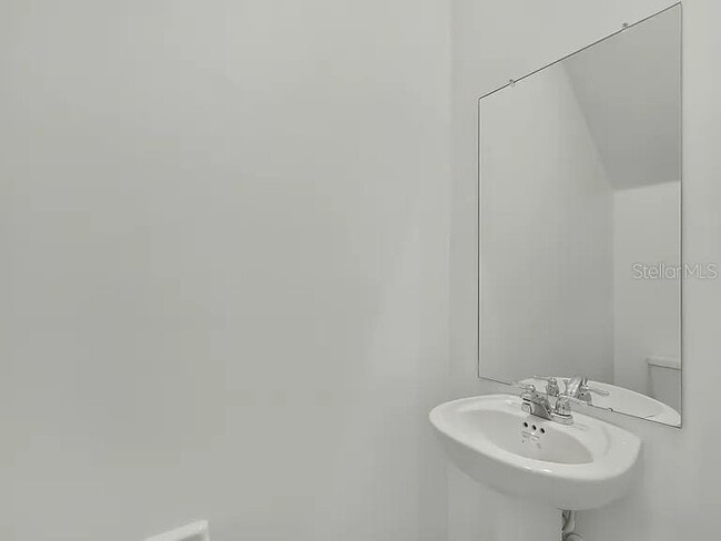 Building Photo - 36144 Risa Michele St
