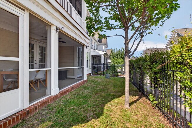 Building Photo - 207 Hearthstone Rch