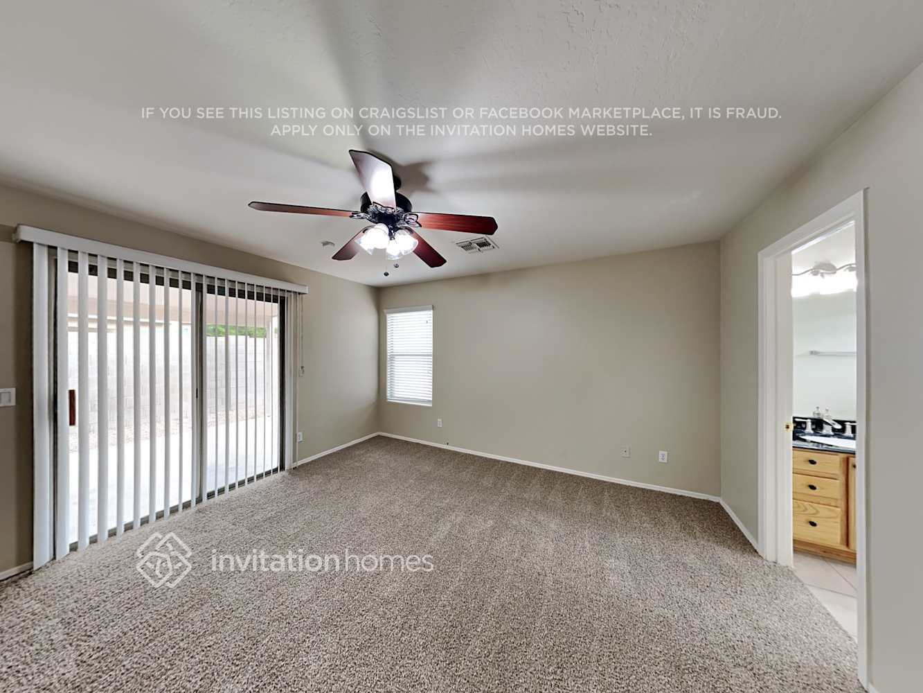 Building Photo - 10780 W Roanoke Ave