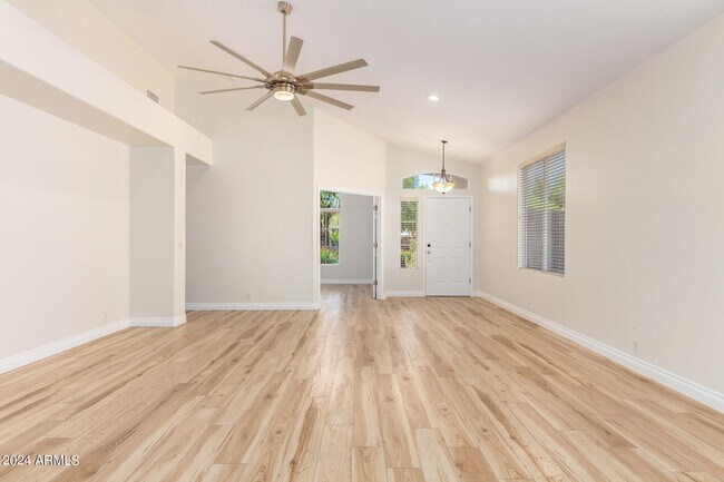 Building Photo - 7251 E Lomita Ave