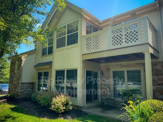 Building Photo - 1116 Foxmeadow Dr