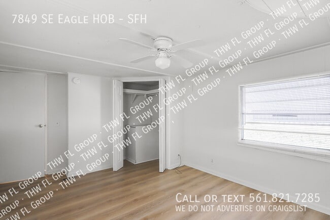 Building Photo - 7849 SE Eagle Ave