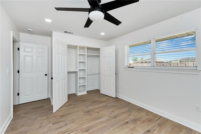 Building Photo - 2508 Chalona Dr