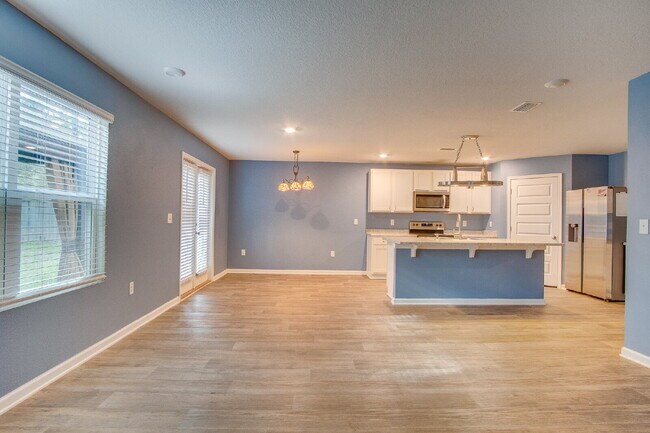 Building Photo - Season’s Savings! Spacious 5BR Near NAS – Military Half Deposit & $500 Off First Month!