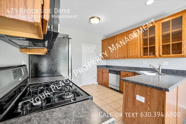 Building Photo - 475 Brookside Dr