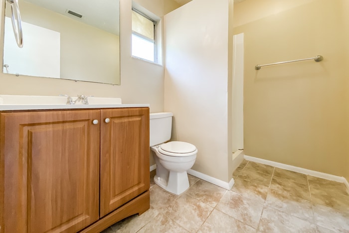 Building Photo - 39643 Meadowood Loop