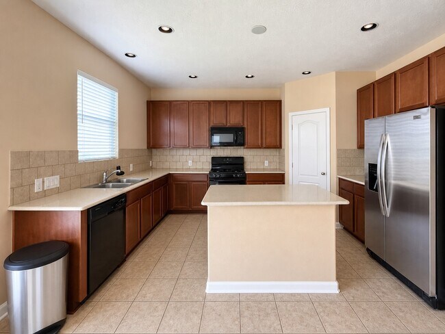 Building Photo - 26210 Riley Glen Dr