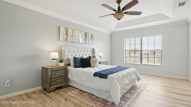 Building Photo - 1160 Luminary Cir