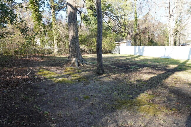 Building Photo - 6417 Ginger Cir