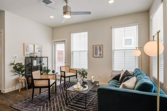 Building Photo - 801 Bluestem Wy