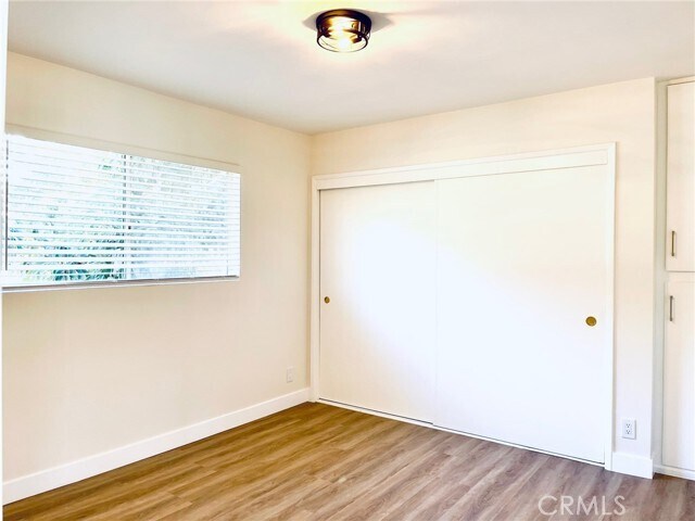 Building Photo - 2728 Crestmoore Pl