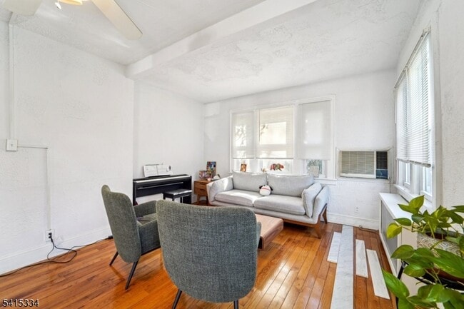 Building Photo - 359 Bogert Ave