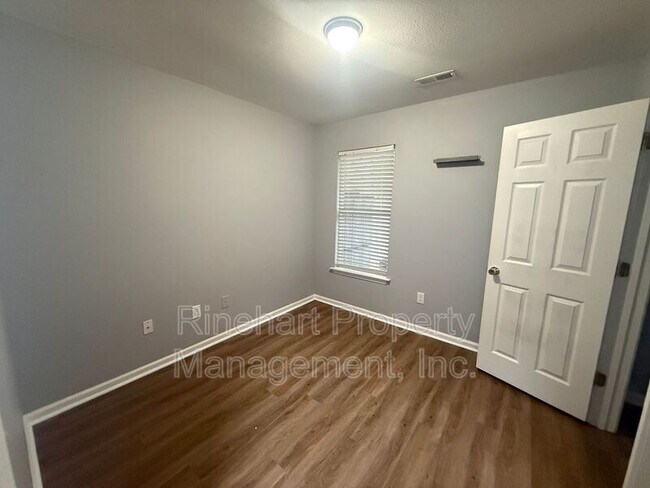 Building Photo - 1458 Harpers Inlet Dr