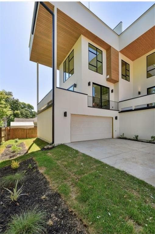 Building Photo - 536 Highland Ave NE