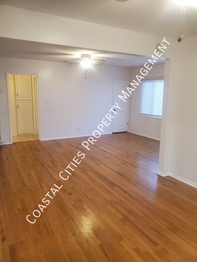 Building Photo - 4408 Ostrom Ave