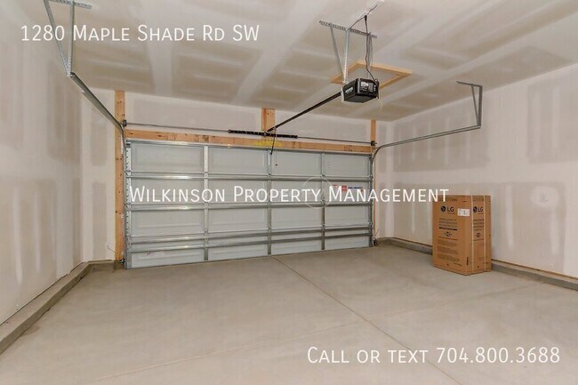 Building Photo - 1280 Maple Shade Rd SW