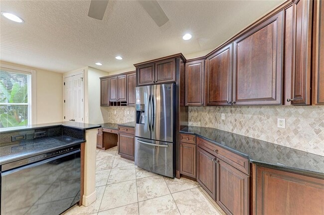 Building Photo - 5200 Manorwood Dr