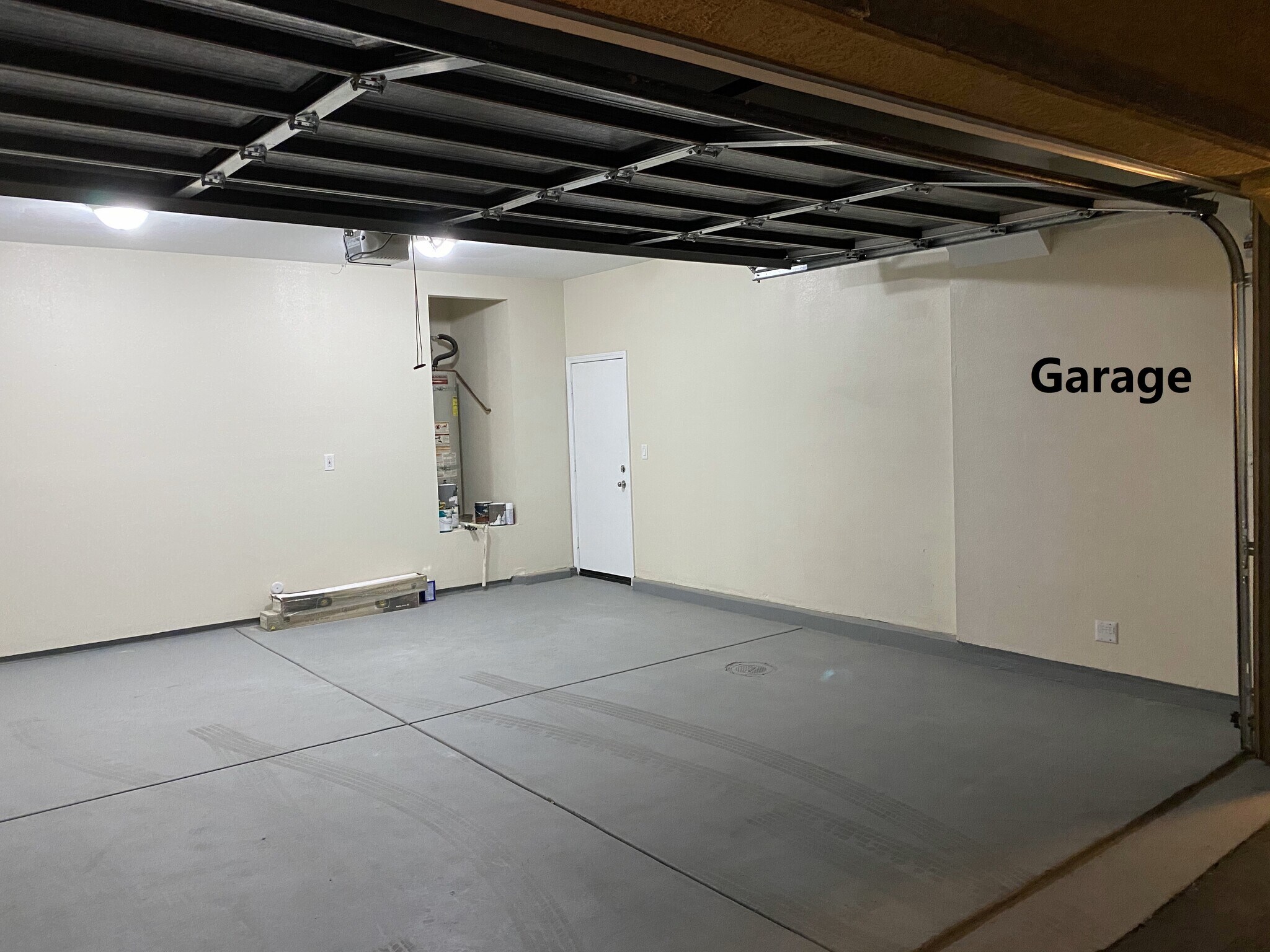 Building Photo - 31750 Paseo de Castaic
