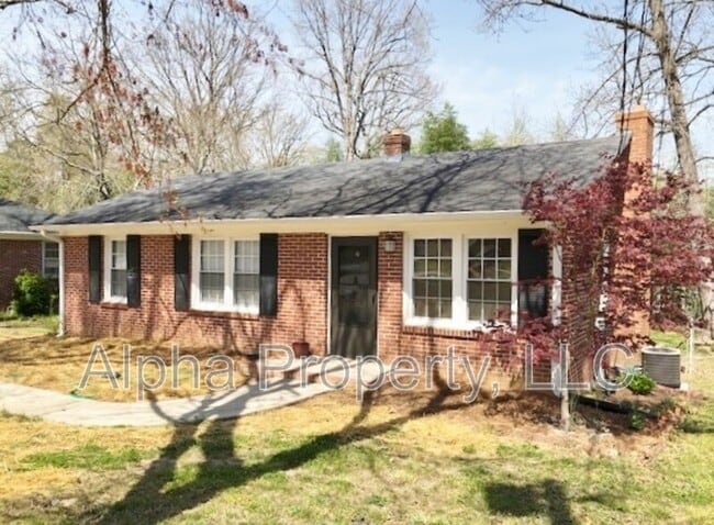 Building Photo - 7 Pembroke Ln