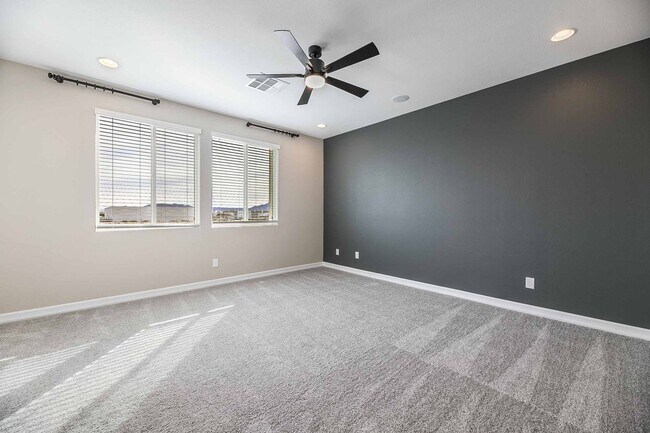 Building Photo - Stunning New 4 Bedroom Home for Rent!