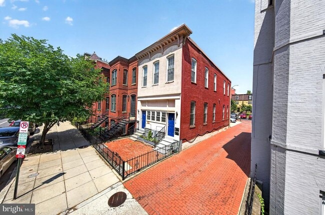 Building Photo - 1213 12th St NW
