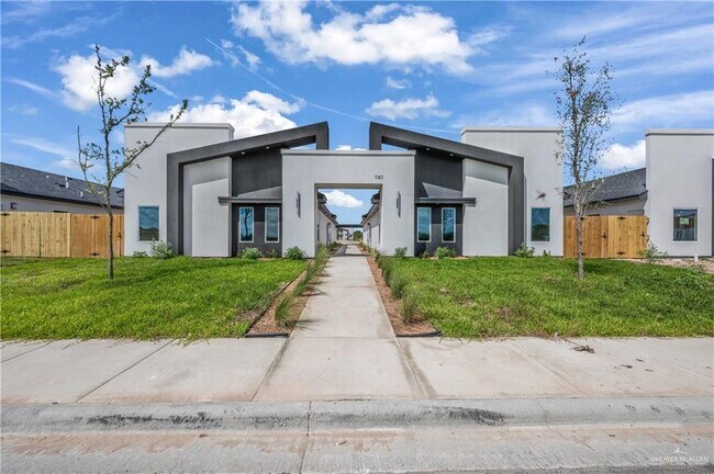 Building Photo - 11400 N 25th St