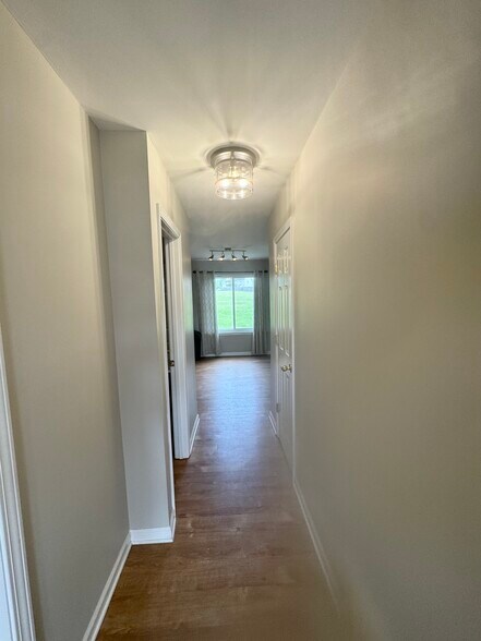 Building Photo - 4017 Cadence Dr