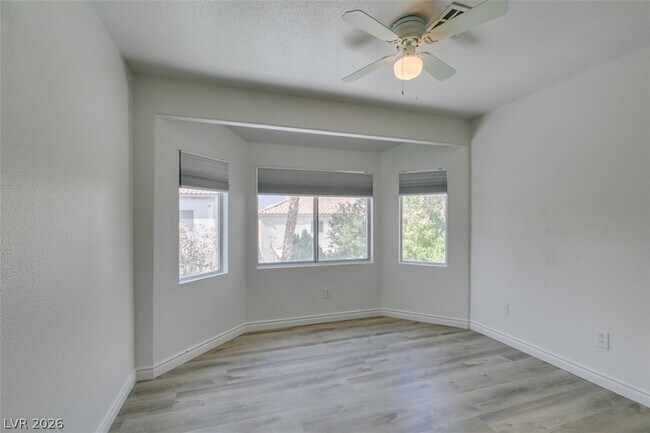 Building Photo - 8224 Tivoli Cove Dr