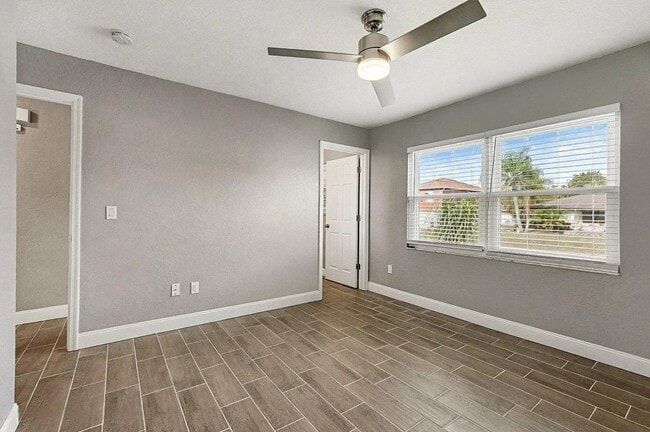 Building Photo - Newgate Street Northwest