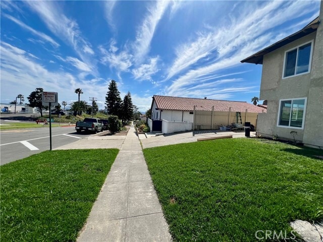 Building Photo - 26459 Via Sacramento