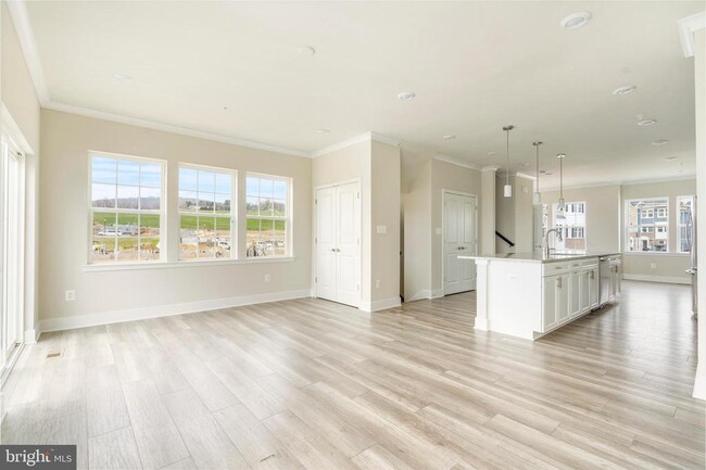 Building Photo - 1425 Clingmans Dome Dr