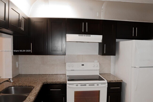 Building Photo - 10489 NW 8th St