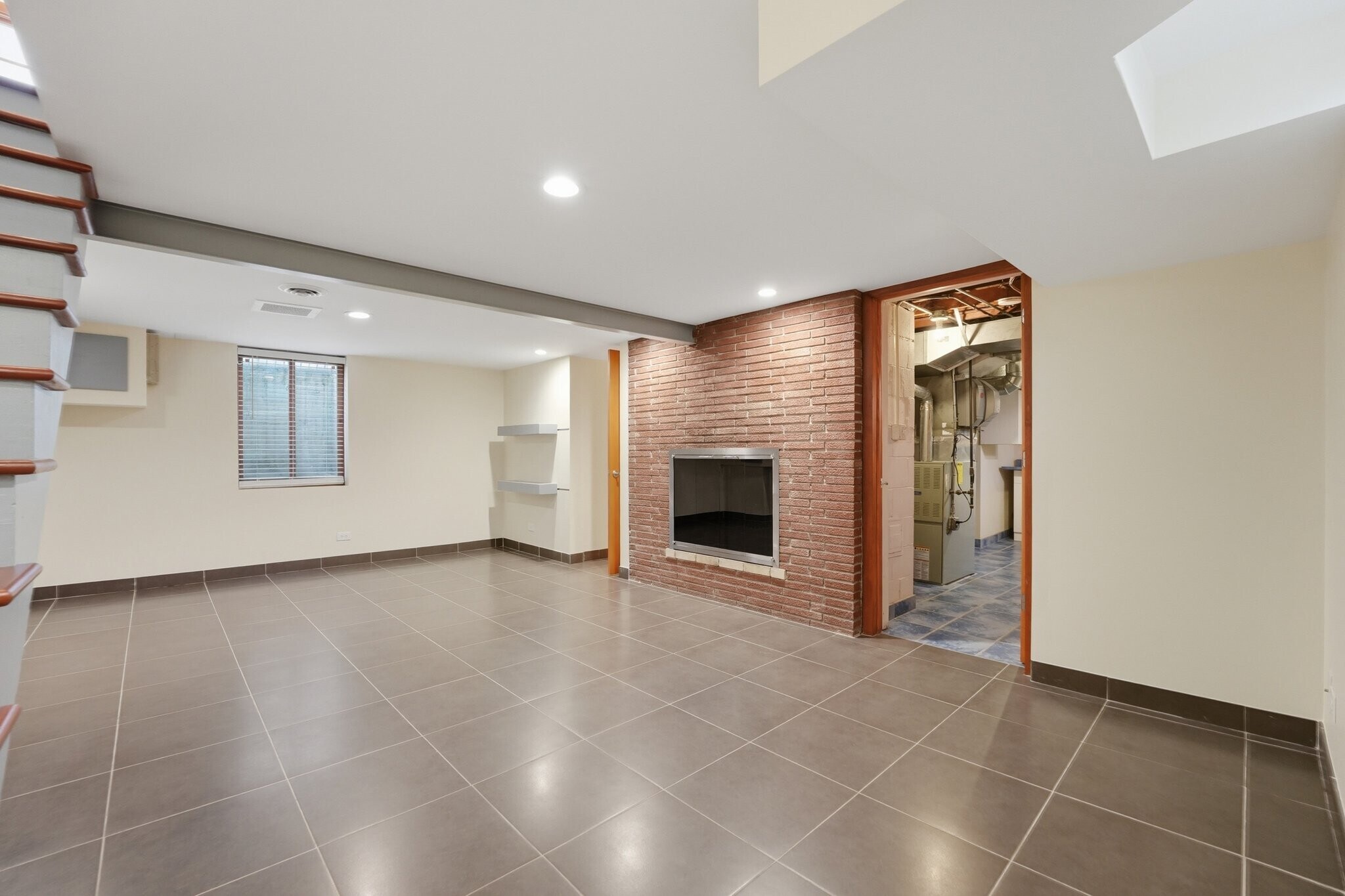 Building Photo - 29 Brookdale Ln