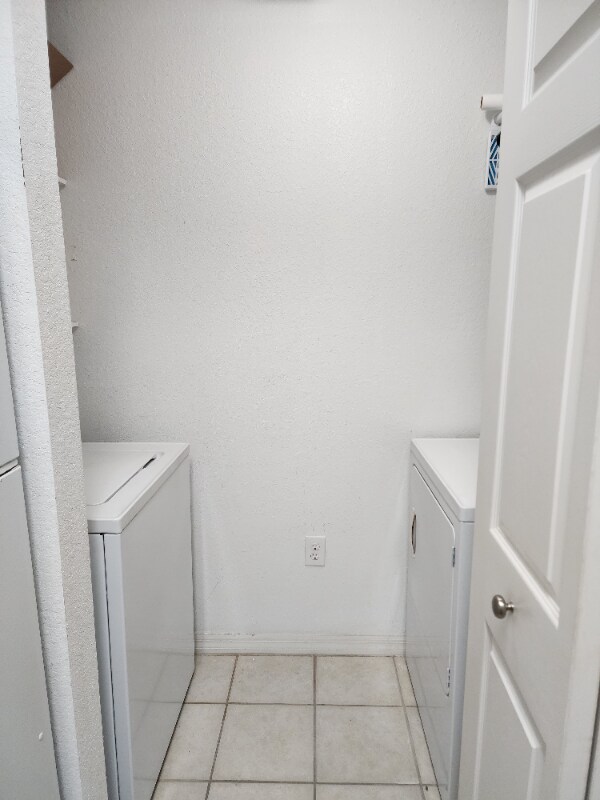 Building Photo - 2806 Veronia Dr