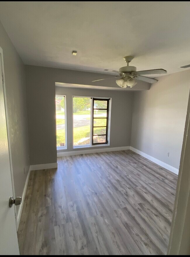 Building Photo - 9480 SW 134th St