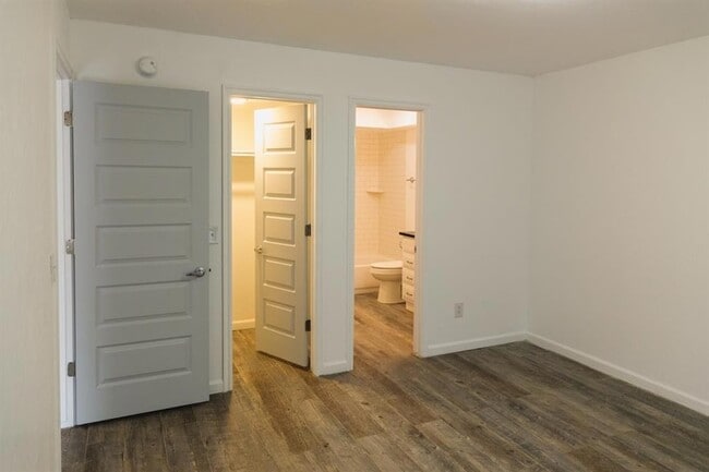Building Photo - 3804 Summer Cloud Dr