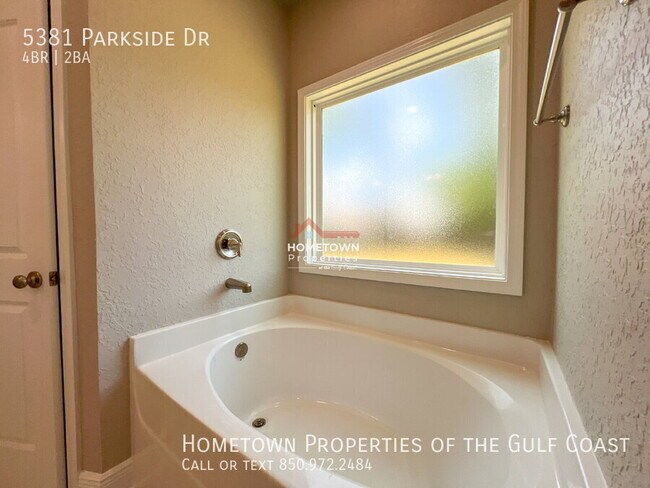 Building Photo - 5381 Parkside Dr