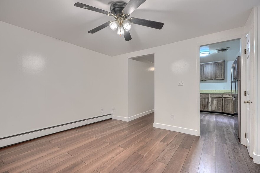 Building Photo - 1703 Roland Ave