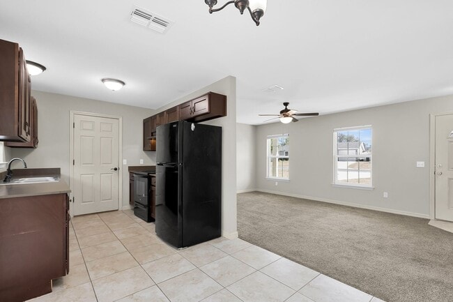 Building Photo - 3/2 Rental South of Ocala!