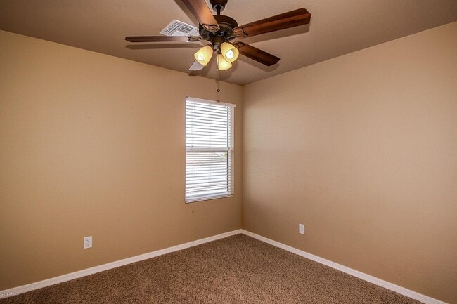 Building Photo - 2542 N Riley Rd