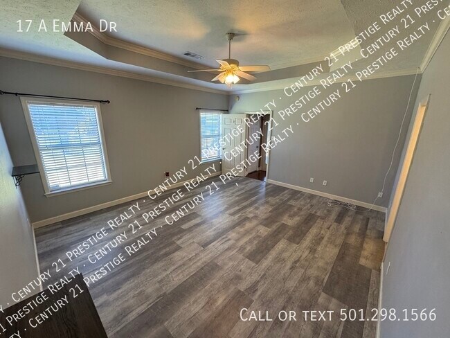 Building Photo - 17 Emma Dr