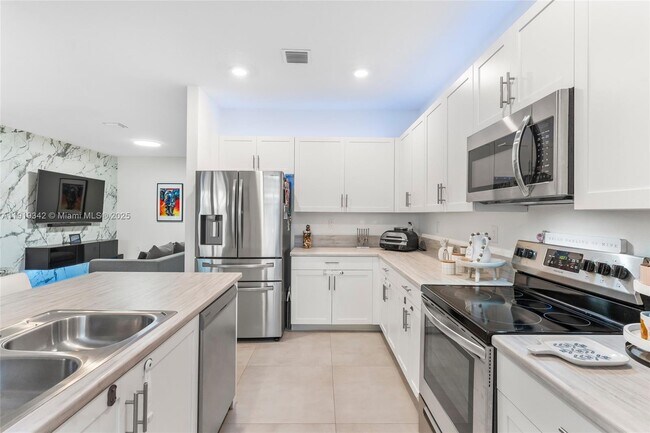 Building Photo - 28742 SW 134th Ct