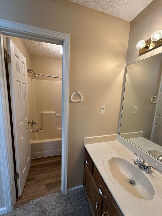 Building Photo - 7652 Baysweet Dr
