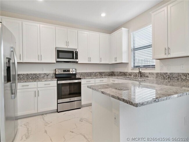Building Photo - 13056 Anthorne Ln