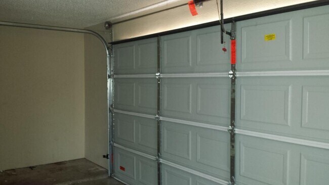 Building Photo - Beautiful 4 Bedroom in Garland!