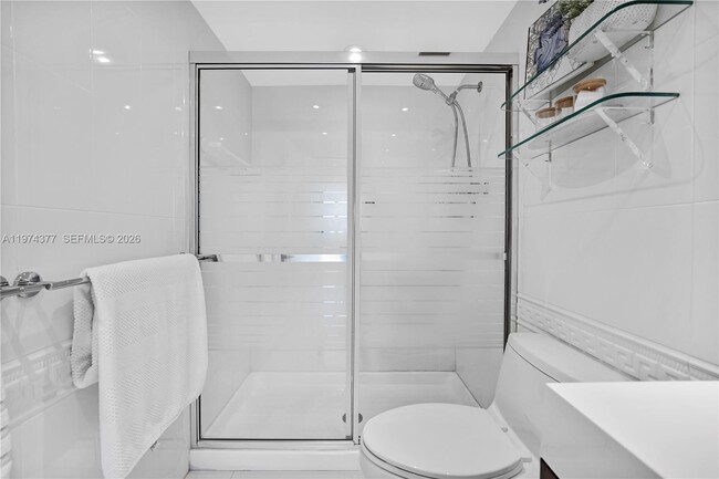 Building Photo - 1985 S Ocean Dr