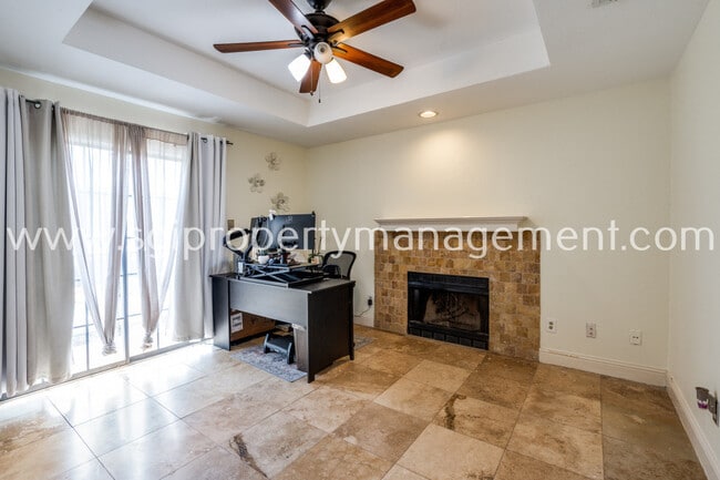 Building Photo - 5100 Verde Valley Ln