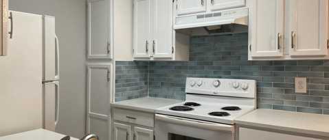 Building Photo - 3624 Parkridge Dr
