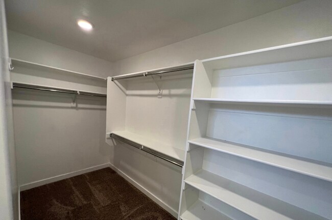 Building Photo - 632 Sugar Beet Dr