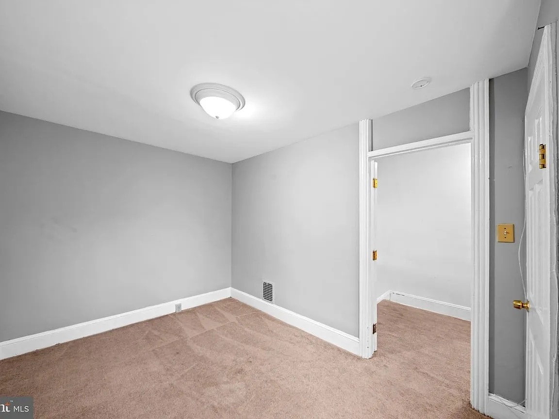 Building Photo - 431 S Harrison St